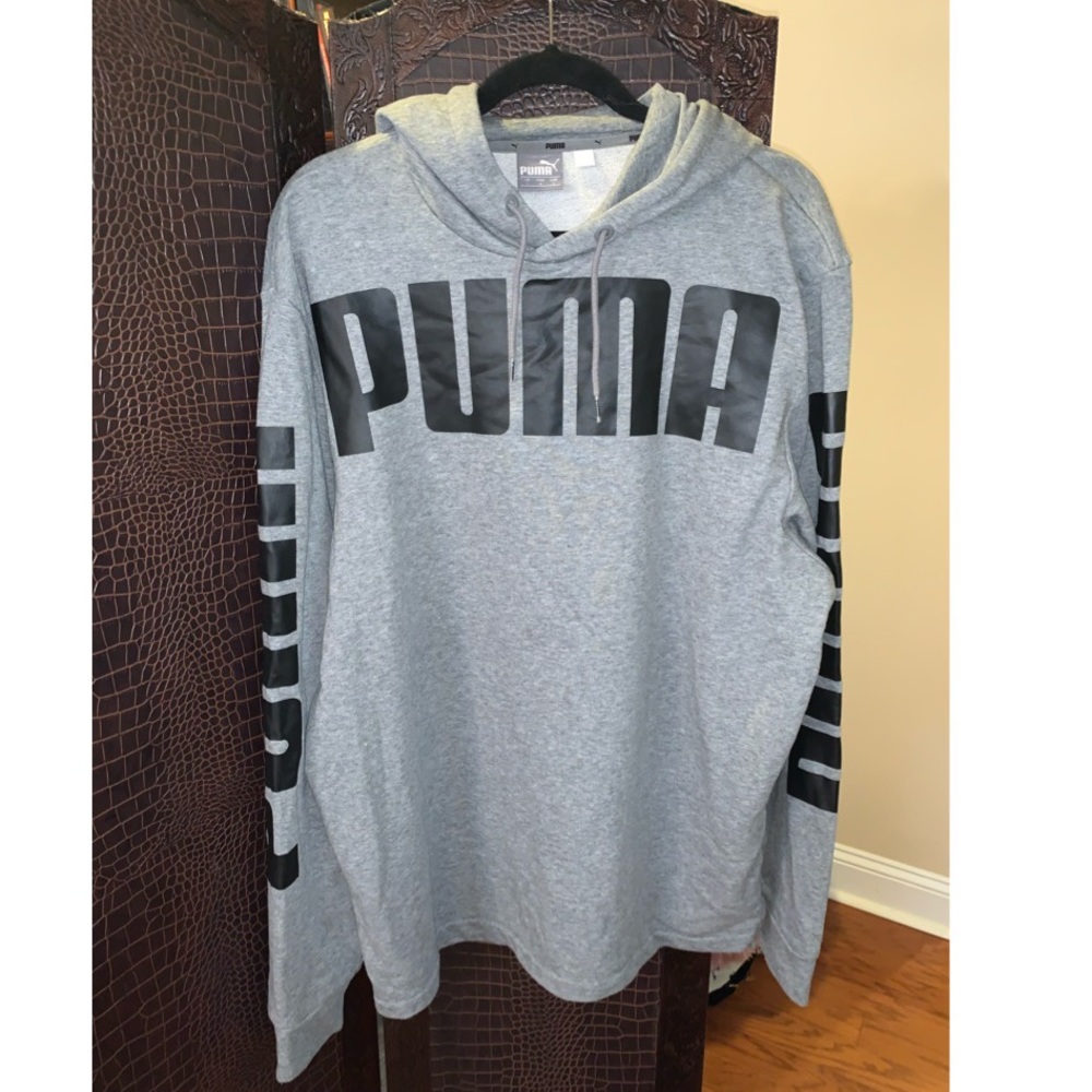 Puma pullover
